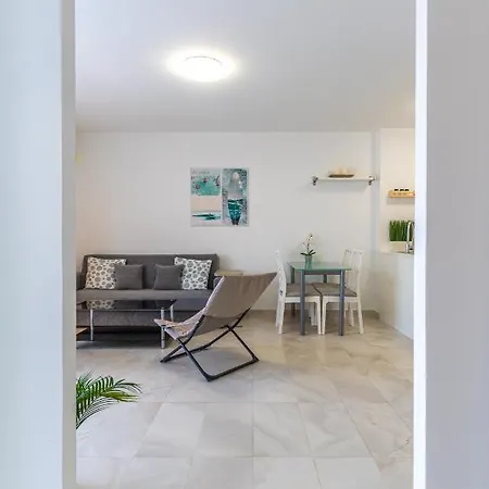 Modern 2-bedroom With Stunning View Costa Adeje (Tenerife)